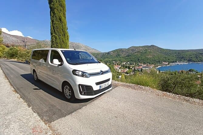 Driver waiting at the pick-up point in Dubrovnik